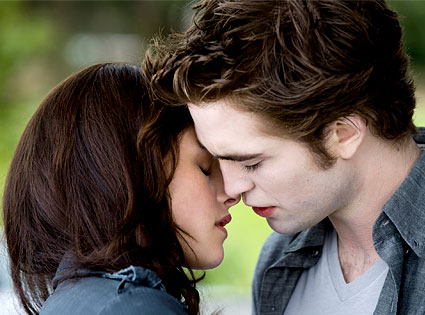 New Moon, Kristen Stewart, Robert Pattinson New Moon, Kristen Stewart, Robert Pattinson